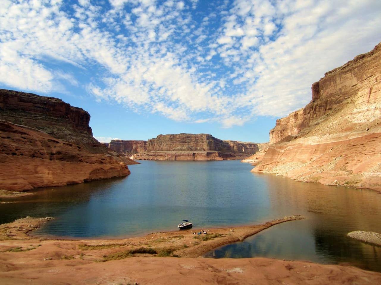 Local View Pet Friendly Boat Parking Close To Antelope Canyon Horseshoebend Page Exterior foto